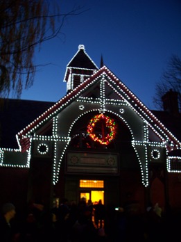 Dana Discovery Center at Holiday Lighting